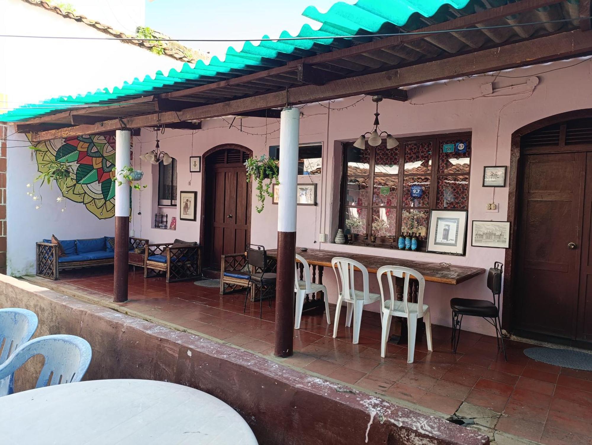 Casa Vieja Guest House Санта-Ана Экстерьер фото
